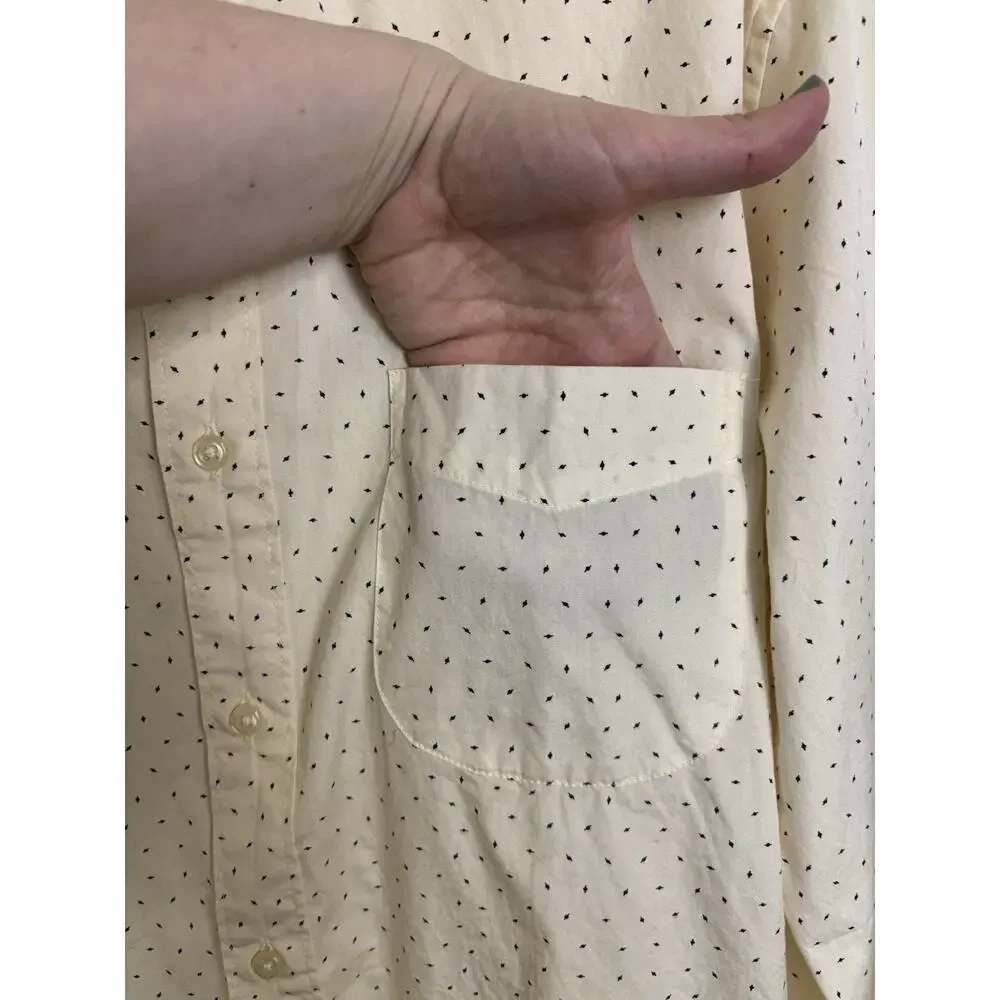 J Crew Secret Wash Shirting 100’s 2-Ply Yarn Slim Fit Button Down Ivory Medium